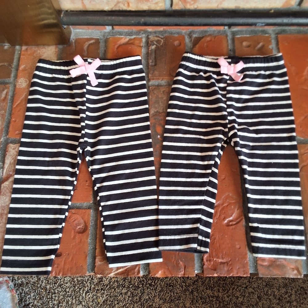 8 Touched by Nature Ditsy Floral Baby Leggins - Picture 5 of 8
